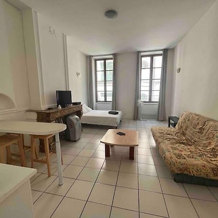 Le Monnai Apartment Nimes Exterior photo